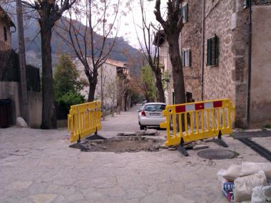 Acondicionament Carrer Pare Francesc Frau (Abril 2012)