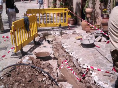 Obres Millora Canalització Font de Na Mas Carrer De la Rosa (Maig 2012)