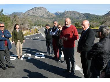 Inaugurada la nova aturada de bus a Son Maixella