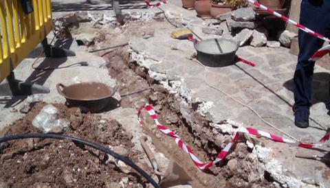 Obres Millora Canalització Font de Na Mas Carrer De la Rosa (Maig 2012)